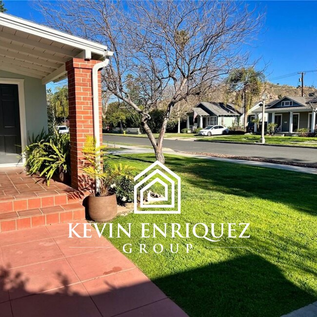 Building Photo - 4174 Ramona Dr