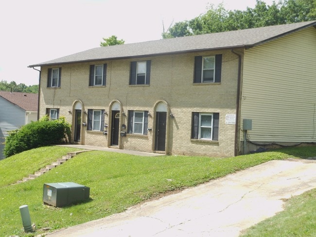 Building Photo - 1109 Cherokee St