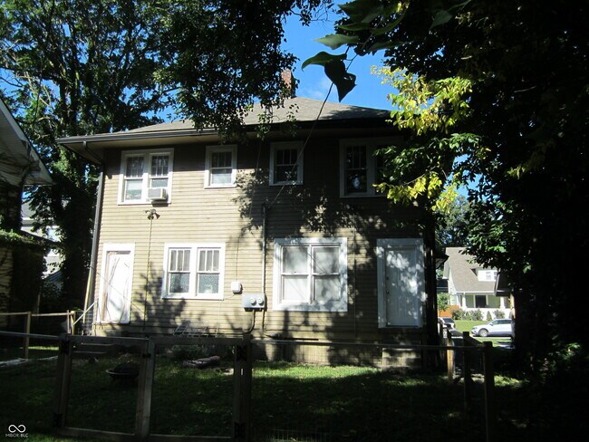 Foto del edificio - 3211 N Park Ave