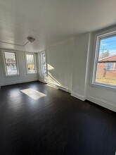 Building Photo - 351 Smyser St