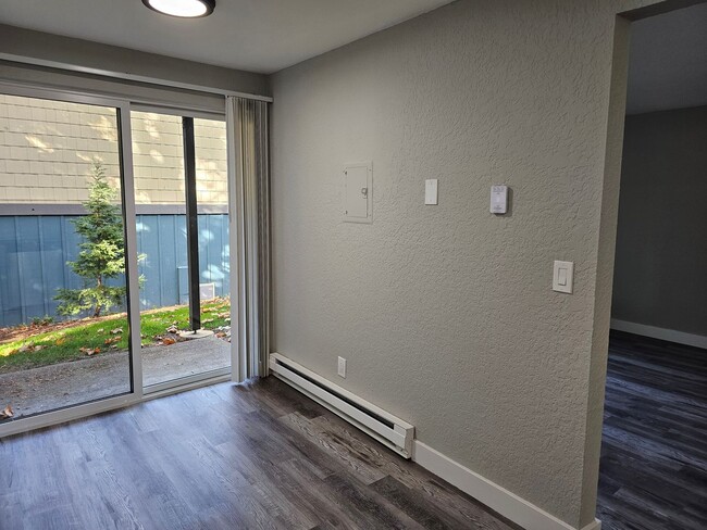 Foto del interior - CityScape: Leasing Specials! Newly Renovat...