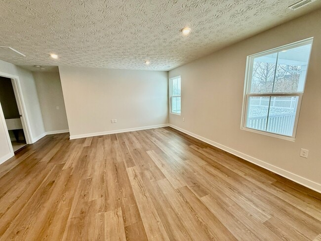 Foto del edificio - 1097 Arbor Dr