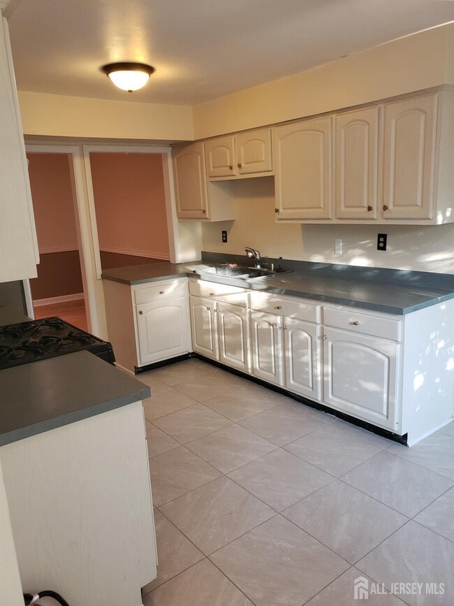 Building Photo - 15 Van Pelt Ct