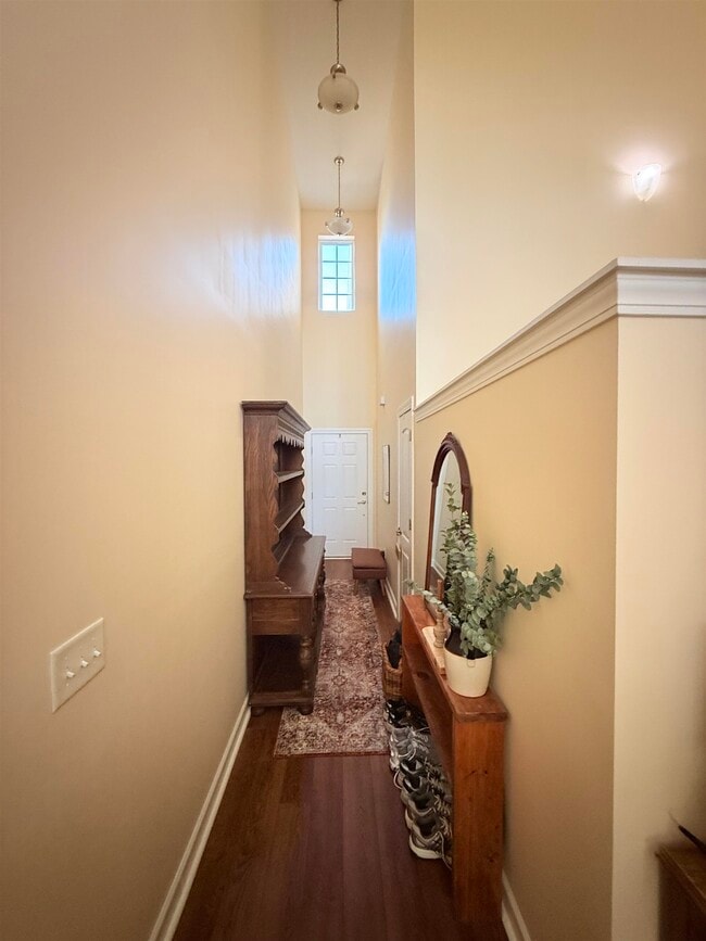 Foto del edificio - 1124 Fairway Ln