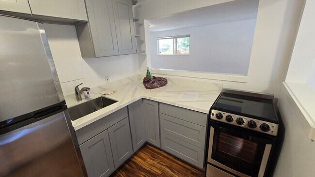 Foto del edificio - 13727 35th Ave NE