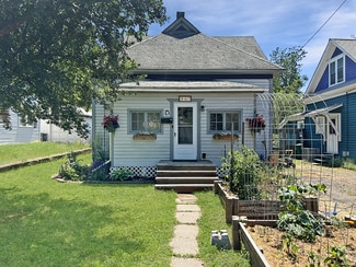 Building Photo - 417 E 8th St