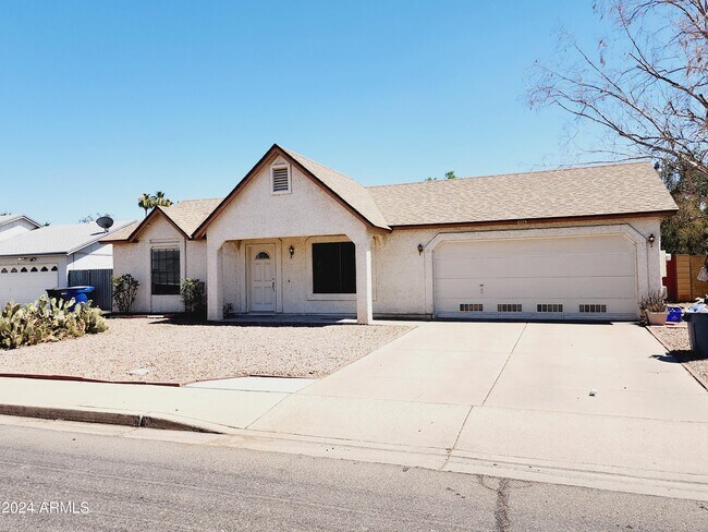Building Photo - 6115 W Laredo St