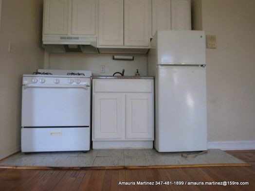 Primary Photo - 31 Park Terrace W