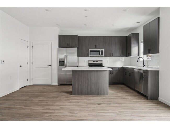 Foto del edificio - 10042 Diffley Ct