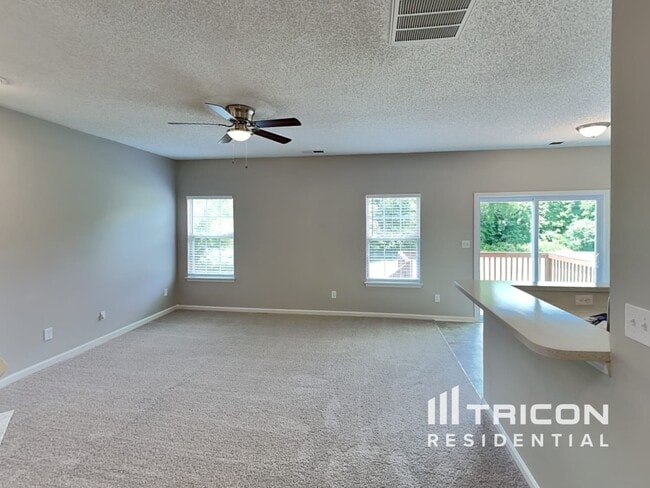 Building Photo - 10827 Azure Valley Pl