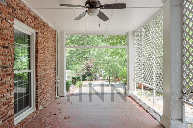 Foto del edificio - 381 Allison Dr NE