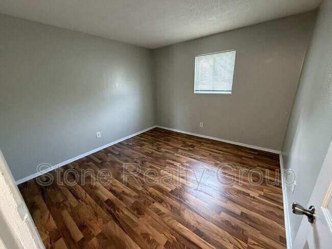 Foto del edificio - 2306 N Ritter Ave