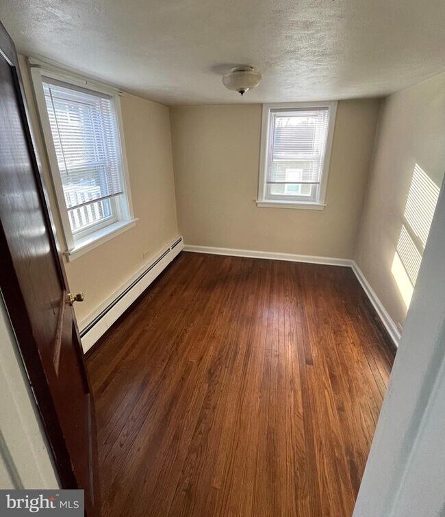 Foto del edificio - 18 Mercer Ave