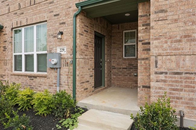 Photo - 229 Wagon Spoke Wy Townhome