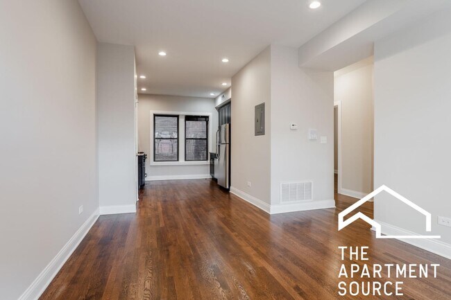 Foto del edificio - 527 W Barry Ave