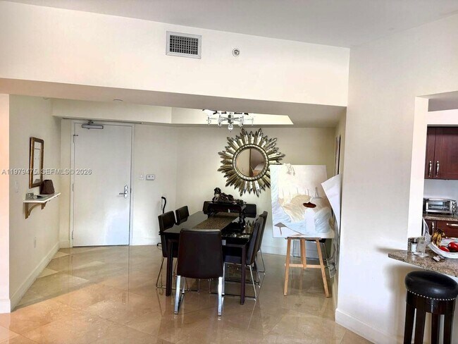 Foto del edificio - 20000 E Country Club Dr