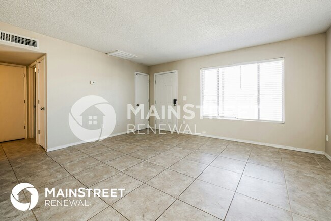Foto del edificio - 2310 E Canada St