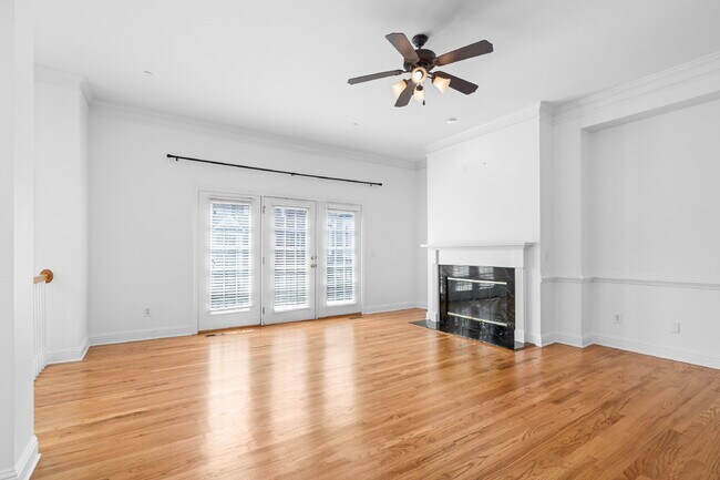 Foto del edificio - 312 Creekbank Way SE