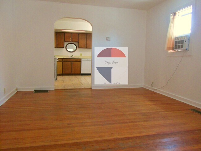 Foto del edificio - Charming 3Bed, 2Bath for Rent