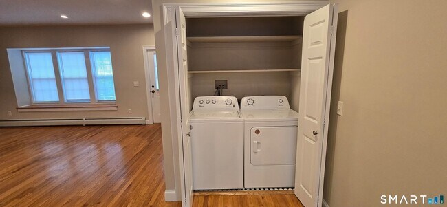 Foto del edificio - 154 Washington St