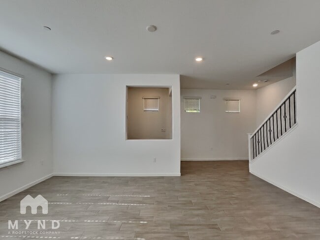 Building Photo - 1680 Matmor Rd
