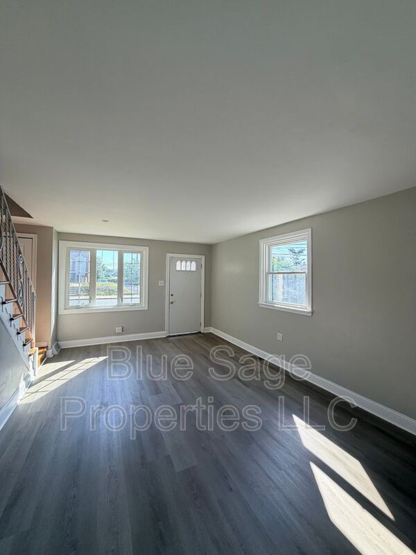 Foto del edificio - 66 Folcroft Ave