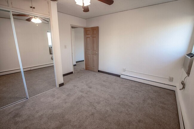 Interior Photo - AVID Uptown