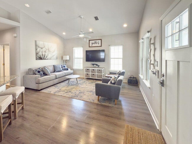 Foto del edificio - 32 Gulf Cove Ct