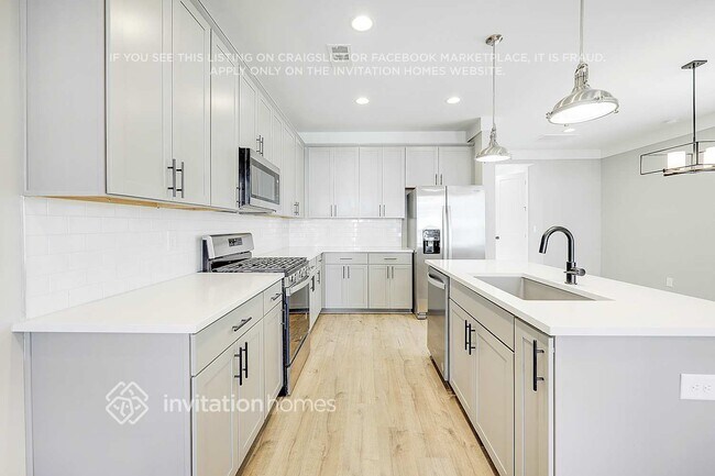 Foto del edificio - 647 Vernon Ave