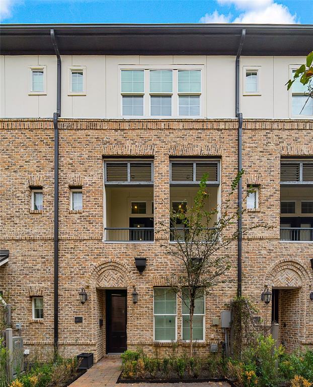 6032 Kansas St, Houston, TX 77007 Condo for Rent in Houston, TX