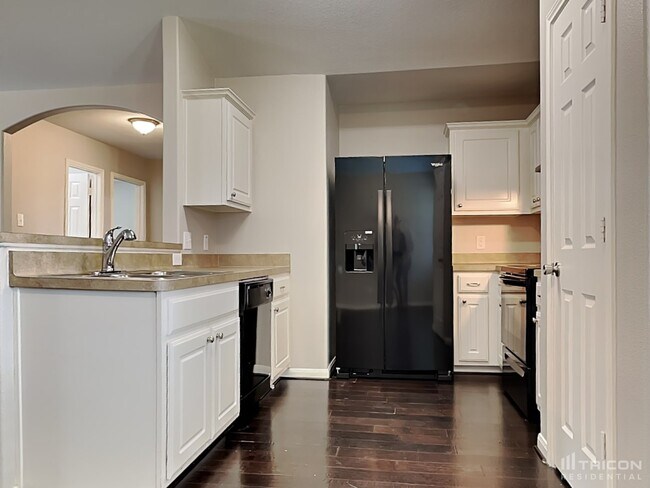 Foto del edificio - 28715 Nueces River Ct
