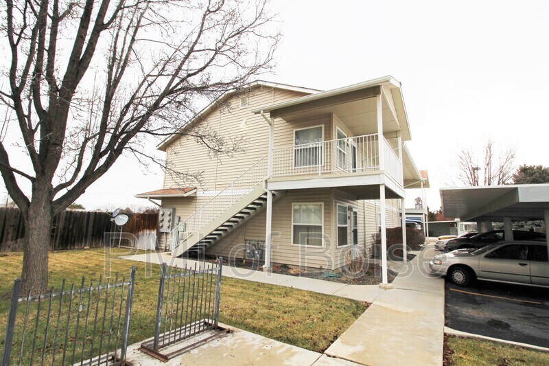 8931 W Irving St Unit Apt 201, Boise, ID 83704 Condo for Rent in