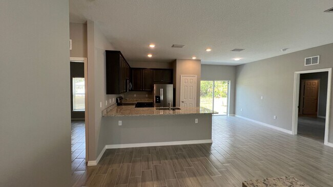 Foto del edificio - FANTASTIC 3 BD/2BA Home in Beautiful Palm ...