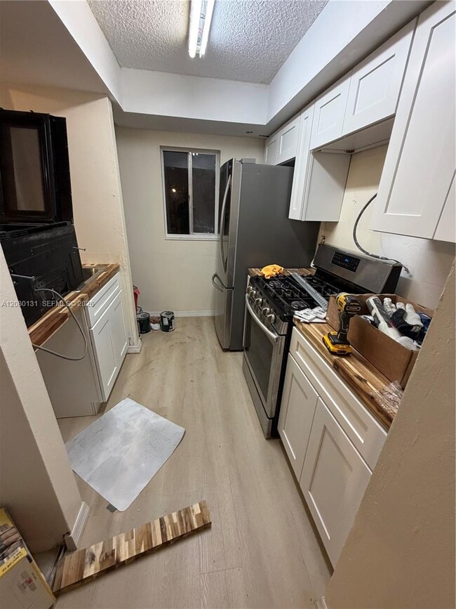 Building Photo - 628 Pavare Ct