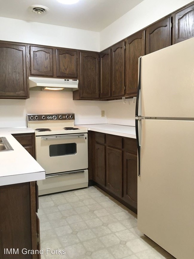 Building Photo - 3504 11th Ave N