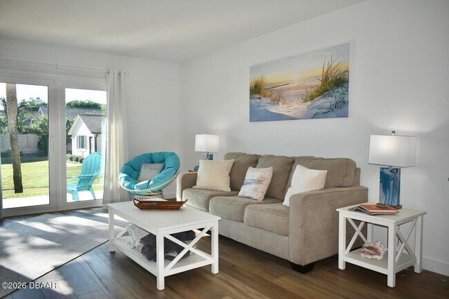 Building Photo - Furnished Townhome In Ponce Inlet!