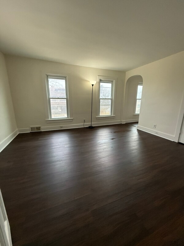 Foto del edificio - 426 E Benton St