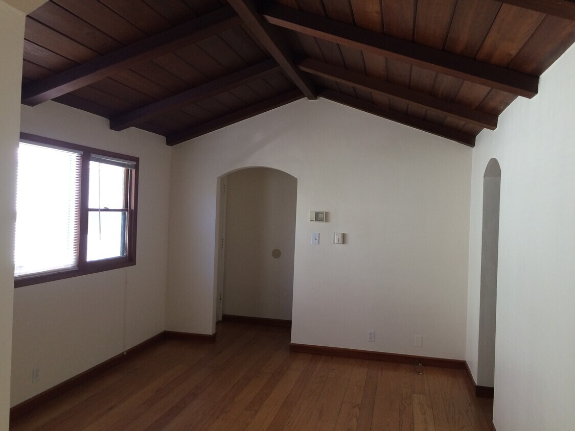 Livingroom - 451 McAuley St