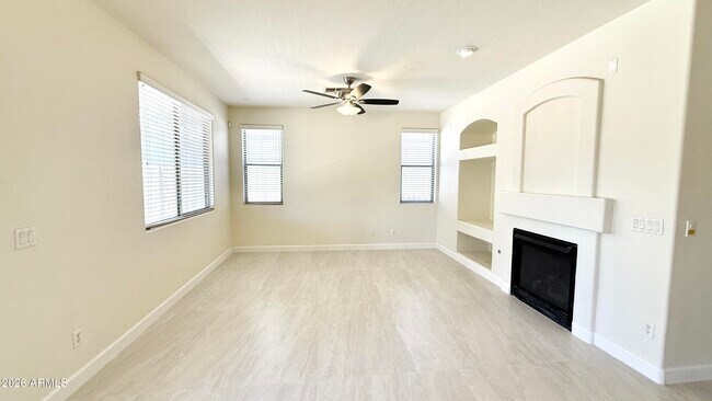 Foto del edificio - 9035 W Bluefield Ave