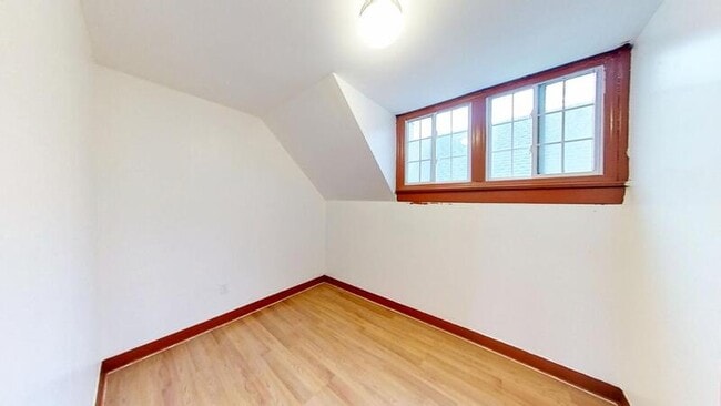 Building Photo - 401 Koons Ave