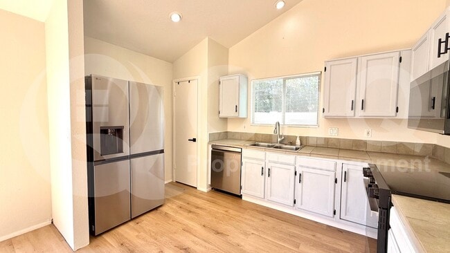 Building Photo - 19230 N 5th St