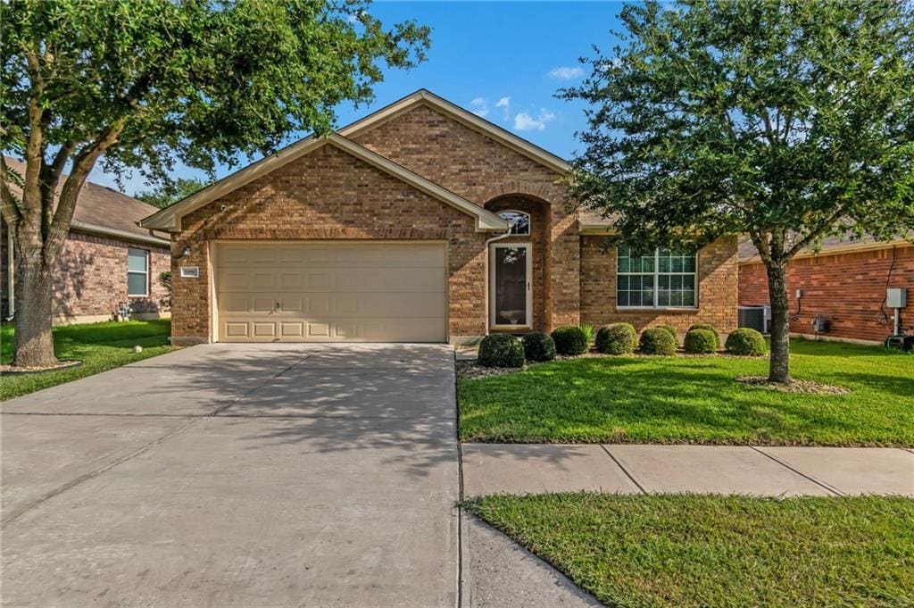 Foto principal - Coming Soon! 3BD 2BA Home for Rent: Kyle T...