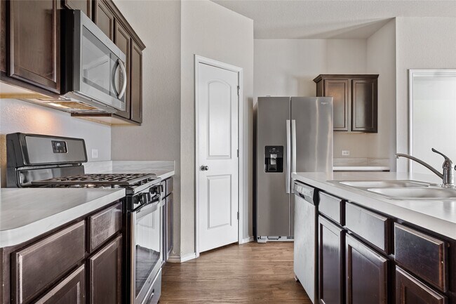 Building Photo - 5115 Jasper Gdn Cir