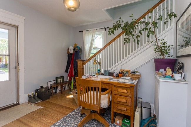 Building Photo - Single Family Home for Rent