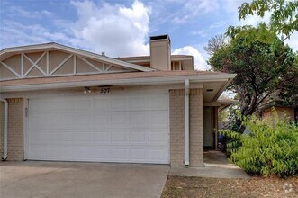 Building Photo - 507 S Las Vegas Trail