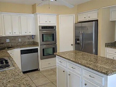 Building Photo - 7822 Albin Ln