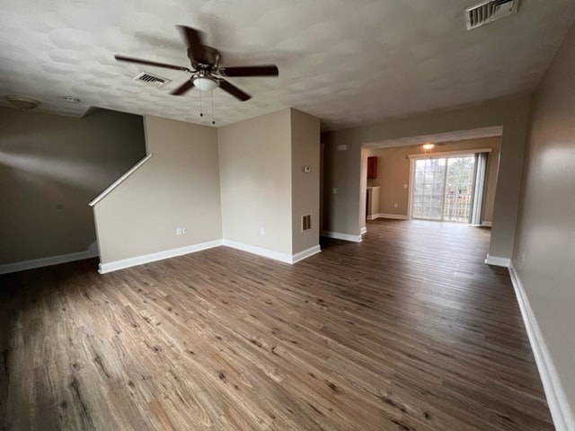 Building Photo - 27B Asselin St