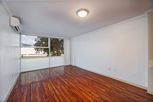 Foto del edificio - 909 Kapiolani Blvd