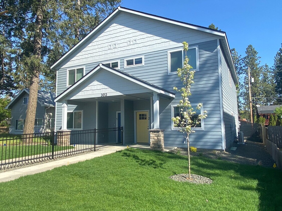 Foto principal - 3013 E 36th Ave
