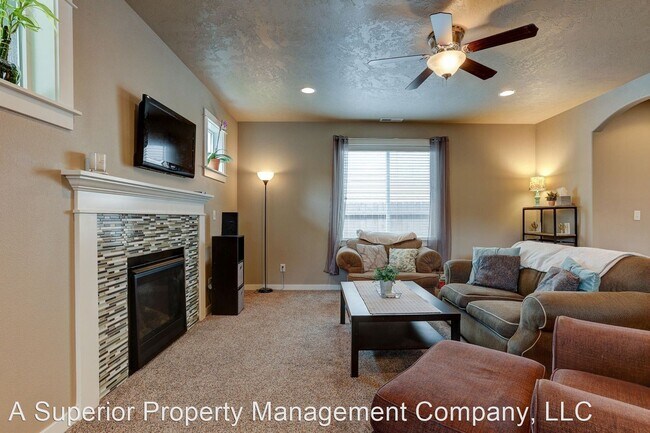Building Photo - 3 br, 2.5 bath House - 61777 SE Camellia St.